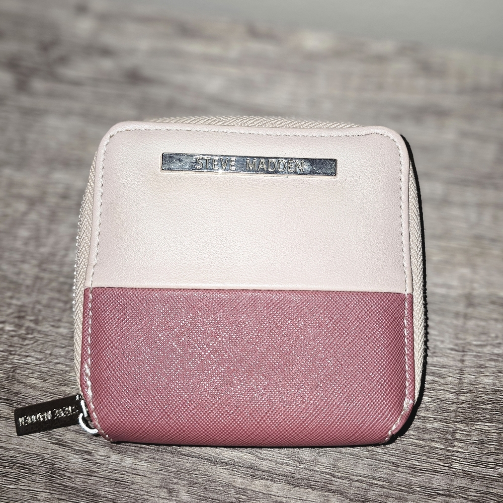 Steve Madden Wallet